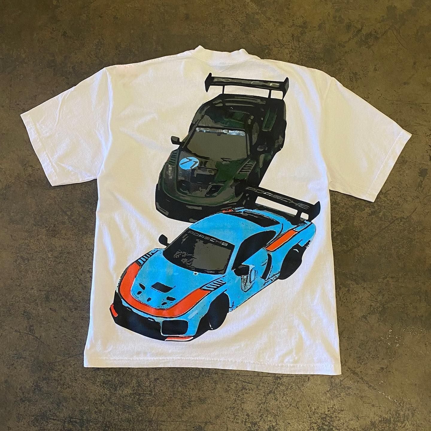 Camiseta de manga corta con estampado de coches estilo urbano informal