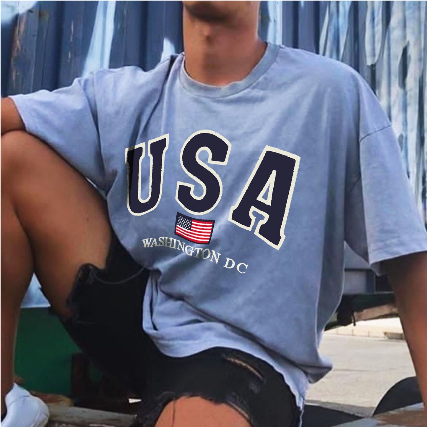 Camiseta holgada con cuello redondo y estampado de estilo urbano informal a la moda