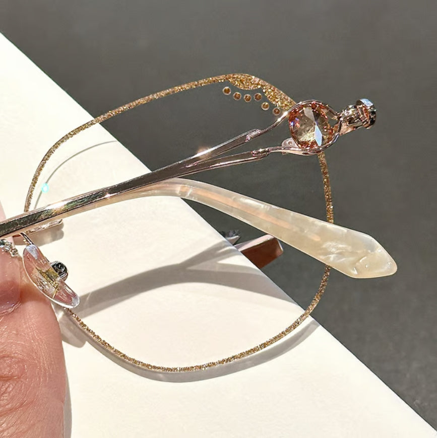 🔥Last day 49% OFF -WOMEN'S DIAMOND RIMLESS ANTI-BLUE LIGHT PRESBYOPIA GLASSES