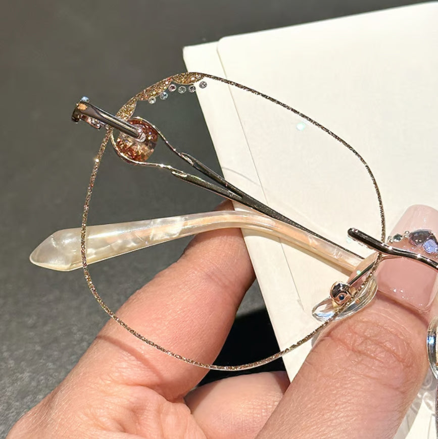 🔥Last day 49% OFF -WOMEN'S DIAMOND RIMLESS ANTI-BLUE LIGHT PRESBYOPIA GLASSES