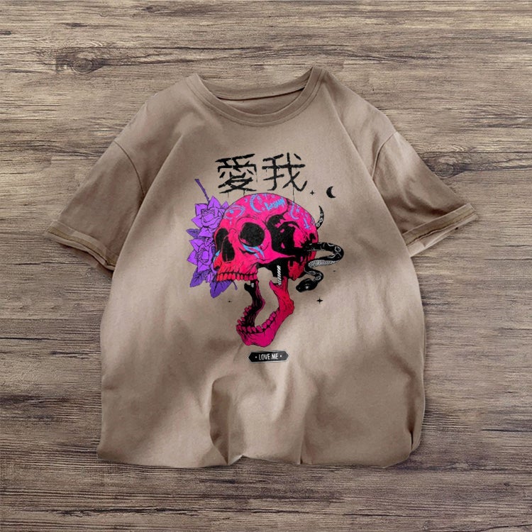 Kurzärmliges T-Shirt mit Totenkopf-Persönlichkeitsdruck