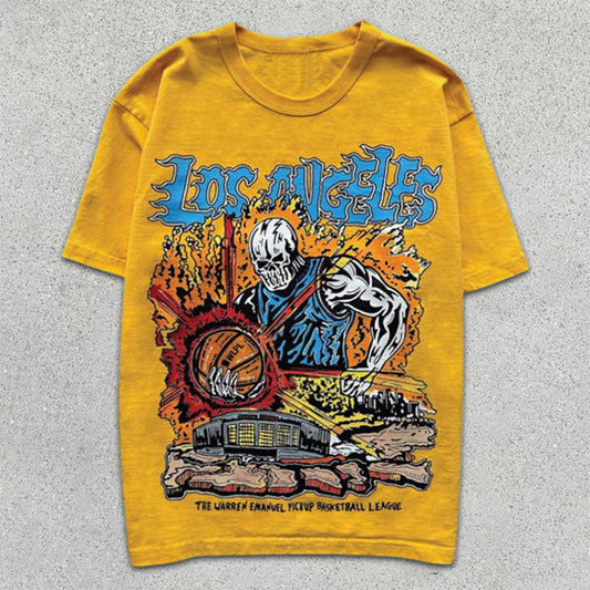 Kurzärmliges T-Shirt mit Basketball-Grafikdruck und Totenkopf