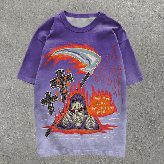 Camiseta informal con estampado de calavera y cruz en degradado