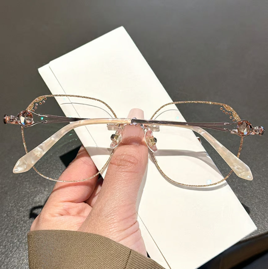🔥Last day 49% OFF -WOMEN'S DIAMOND RIMLESS ANTI-BLUE LIGHT PRESBYOPIA GLASSES