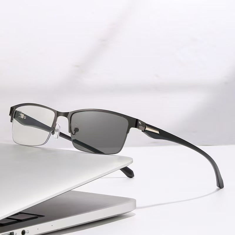TITANIUM MULTI-FOCUS READING GLASSES PHOTOCHROMIC PROGRESSIVE DOUBLE LIGHT ANTI-BLUE LIGHT