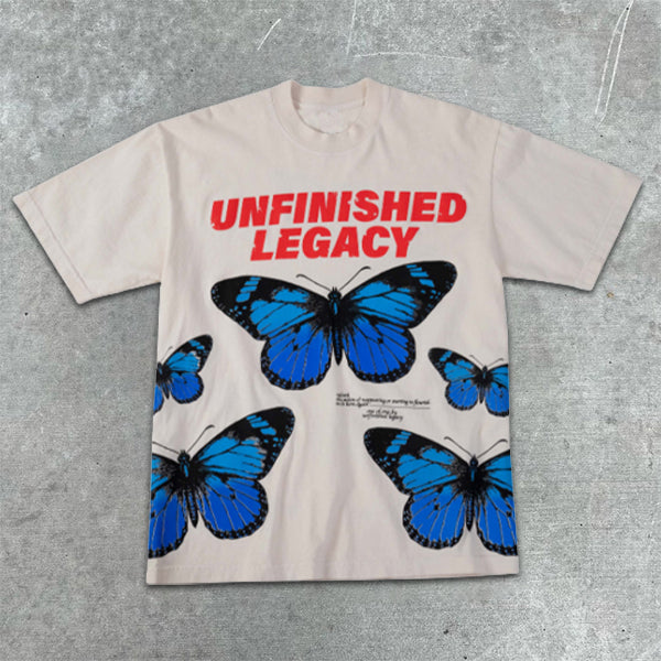 Camiseta de manga corta con estampado gráfico de mariposas