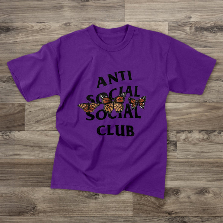 Camiseta de manga corta de estilo retro callejero con mariposas