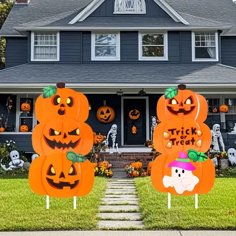 2 sets of Halloween decorations, outdoor courtyard lawn stakes, plastic signs
