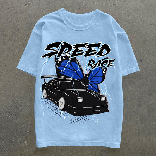 Camiseta de manga corta con estampado de mariposas y coches