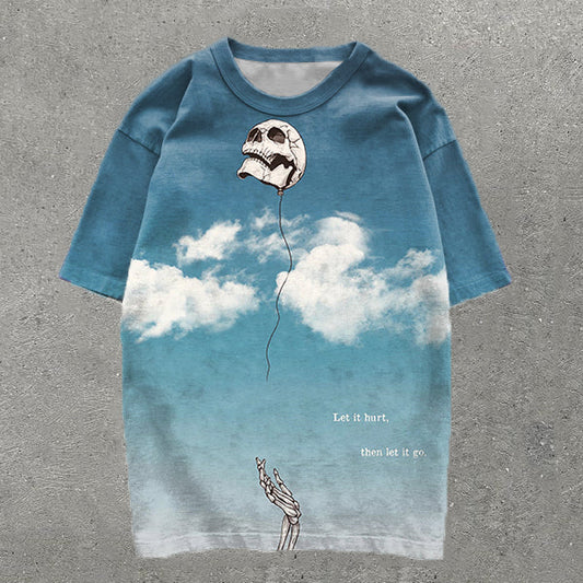 Camiseta informal de manga corta con estampado de globo y calavera