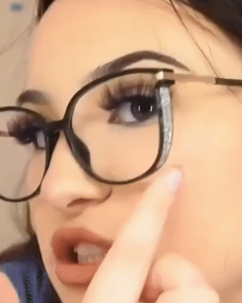 🔥Last day 49% OFF - ✨WOMEN'S PORTABLE FASHION ANTI-BLUE LIGHT READING GLASSES