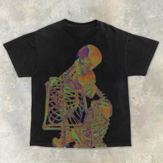 Top de manga corta con cuello redondo y estampado de calavera estilo urbano