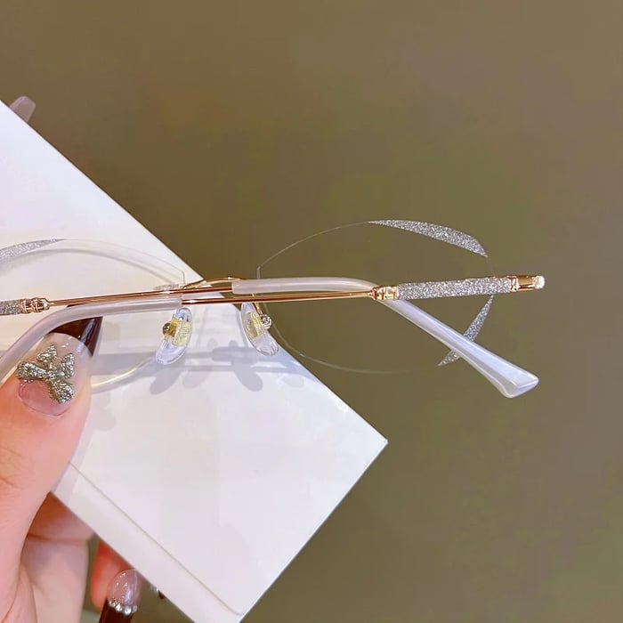 ✨WOMEN'S DIAMOND RIMLESS ANTI-BLUE LIGHT PRESBYOPIA GLASSES